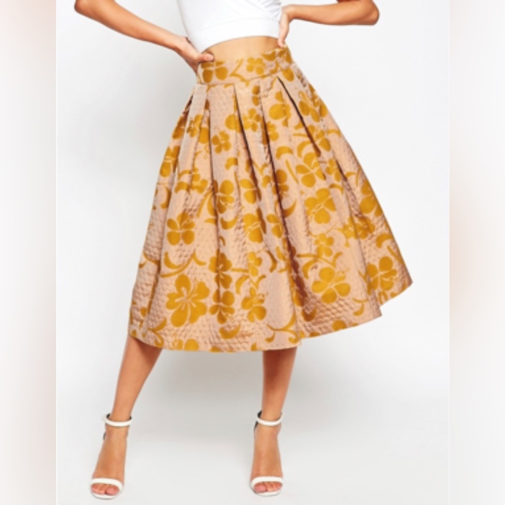 ASOS Yellow quilted skirt NWT